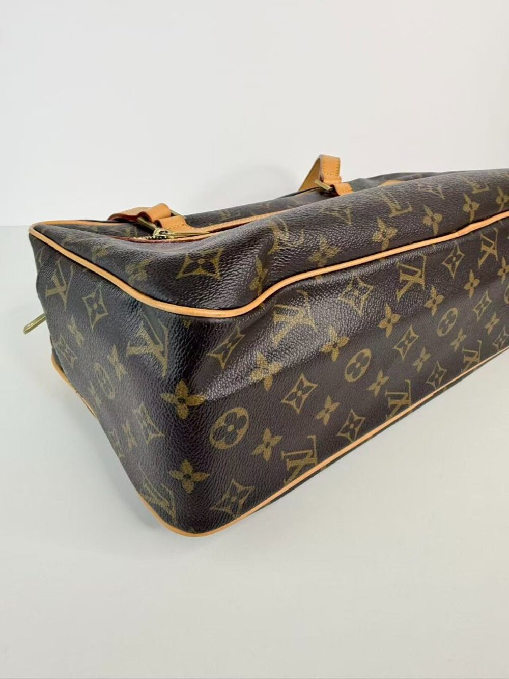 louis vuitton cite handbag monogram canvas - Picture 10 of 13